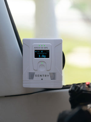 ForeFlight Sentry PLUS - Portable ADS-B (FLARM) and GPS Receiver, incl. CO Sensor