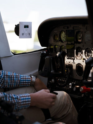 ForeFlight Sentry PLUS - Portable ADS-B (FLARM) and GPS Receiver, incl. CO Sensor